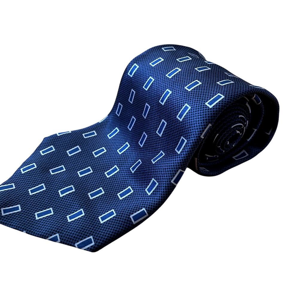 Honors 100% silk made in‎ USA navy blue patterned tie 4 inch width rectangle